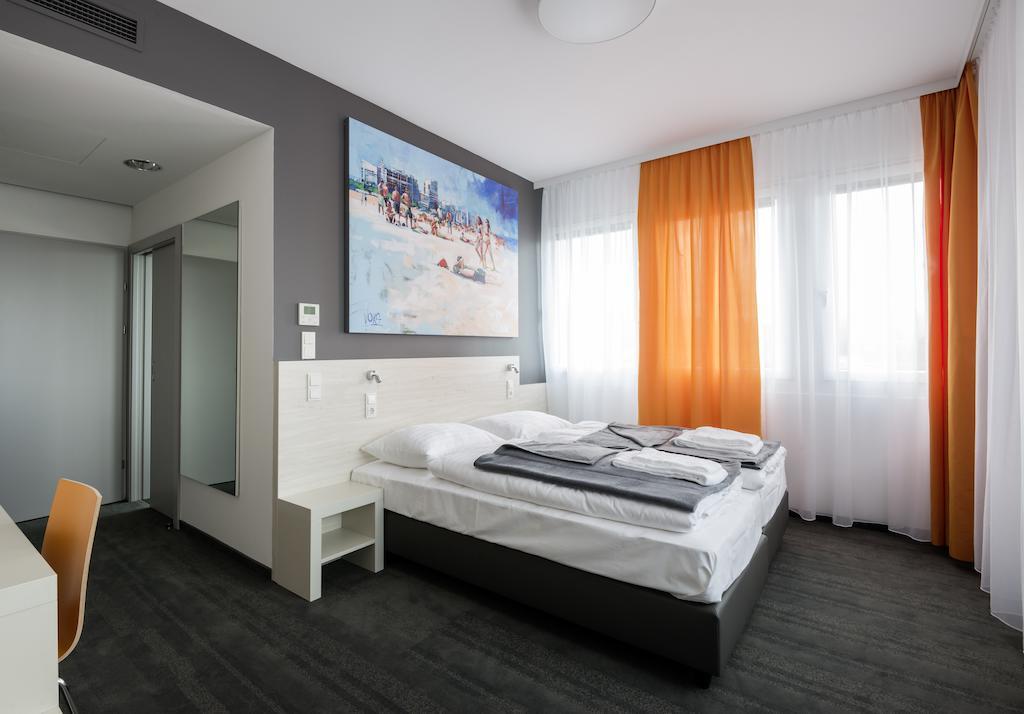Msc Hotel Neunkirchen Værelse billede